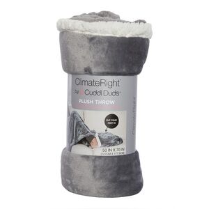 ClimateRight by Cuddl Duds Gray Plush Throw w/ Sherpa Lined Foot Pocket 50 x 70
